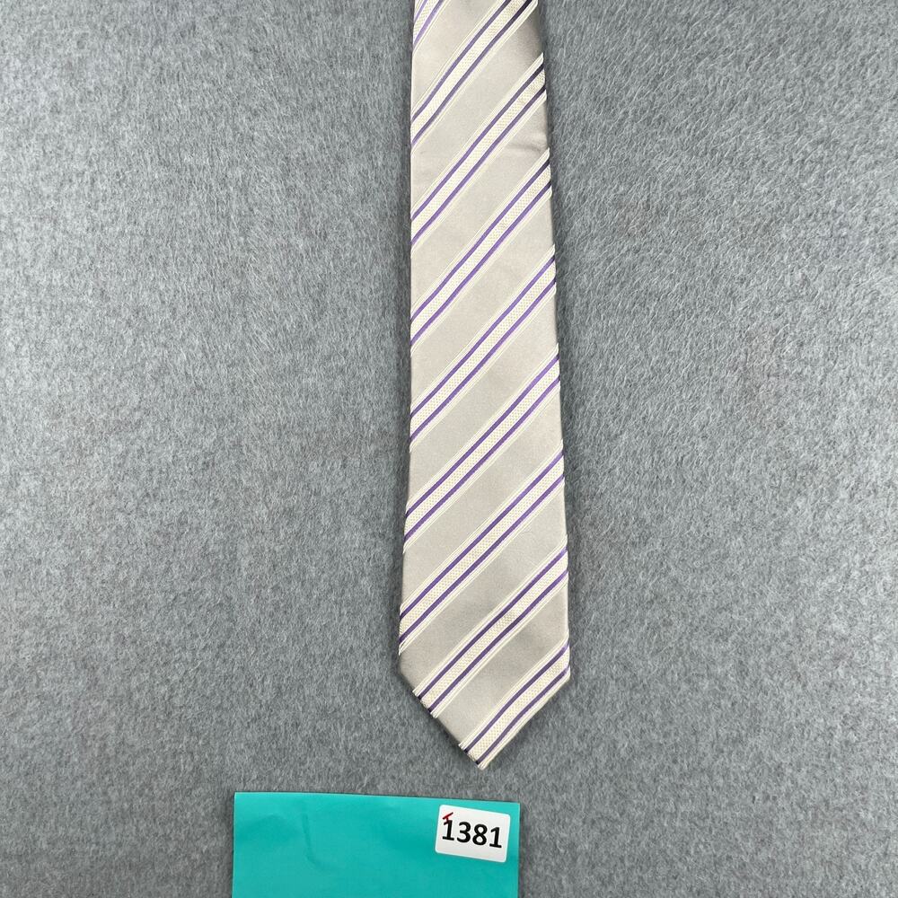 Donald J Trump Collection Neck Tie Silk White Diagonal Striped